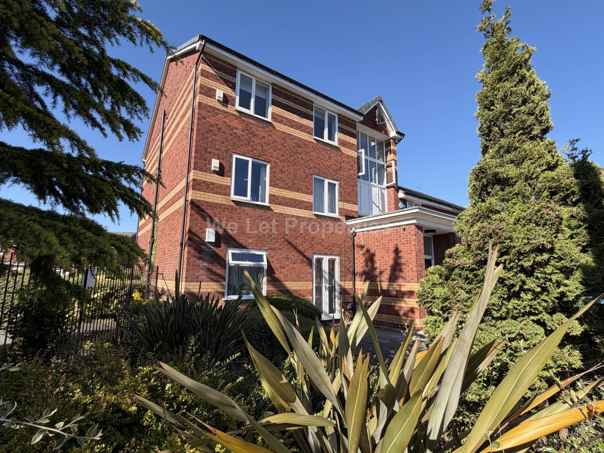 Chiffon Way, Salford, Image 10