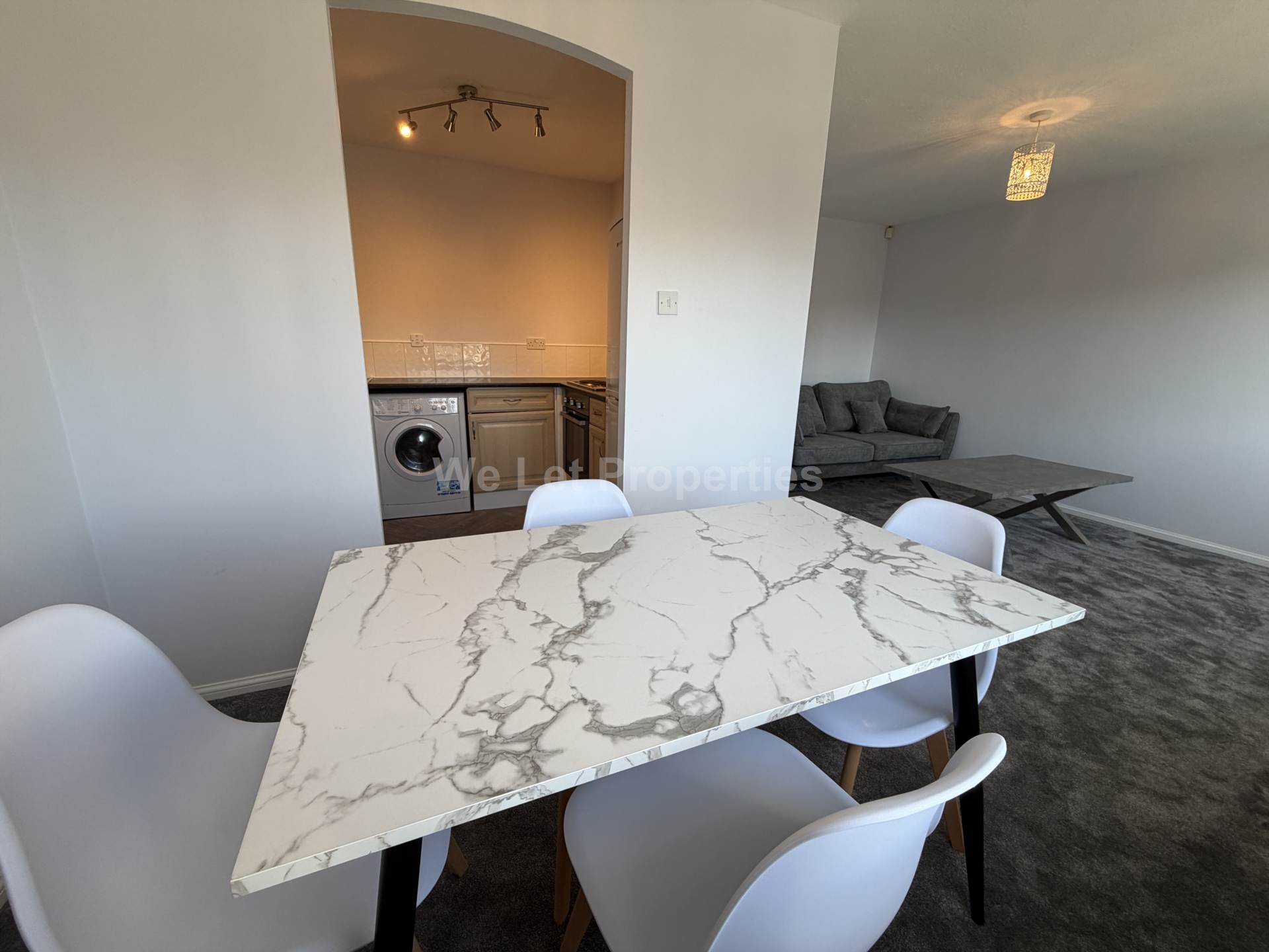 Chiffon Way, Salford, Image 3