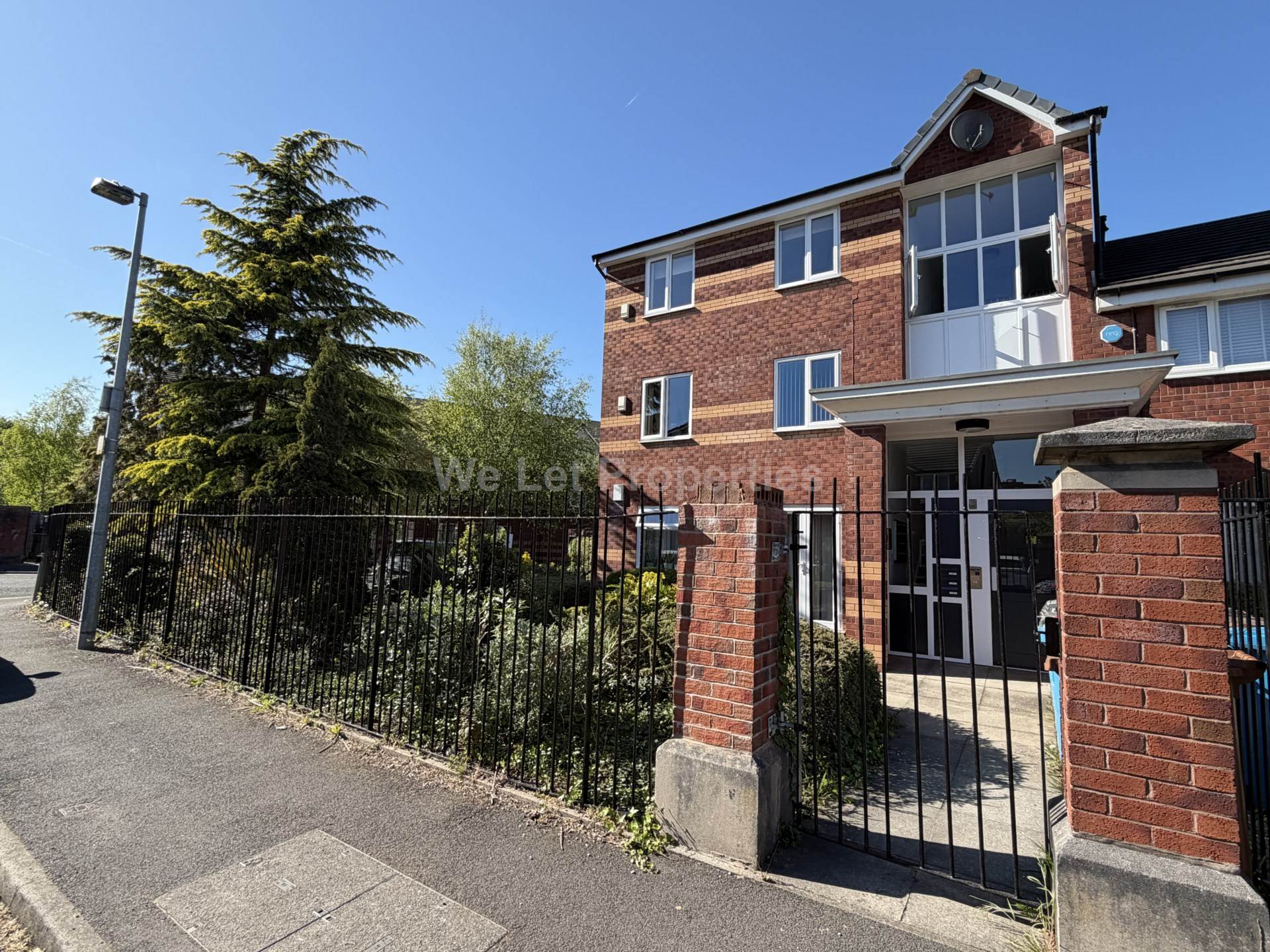 Chiffon Way, Salford, Image 8