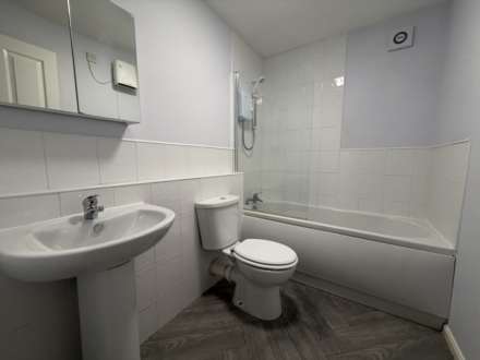 Chiffon Way, Salford, Image 7