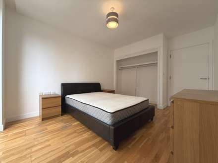 The Hub, Piccadilly Place, Image 6