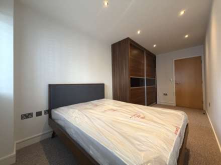 Rosseti Place, Lower Byrom Street, Image 9