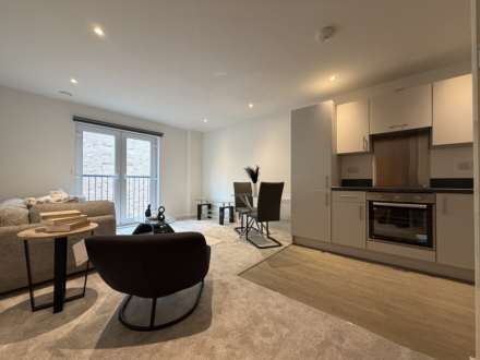 Grant Court. Bridgewater Wharf, Image 2