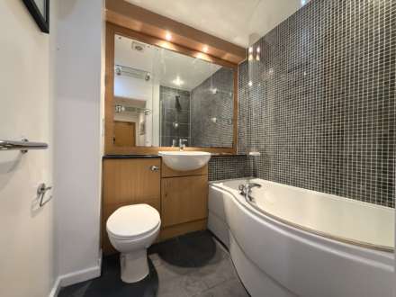 The Boatmans, City Road East, Image 14