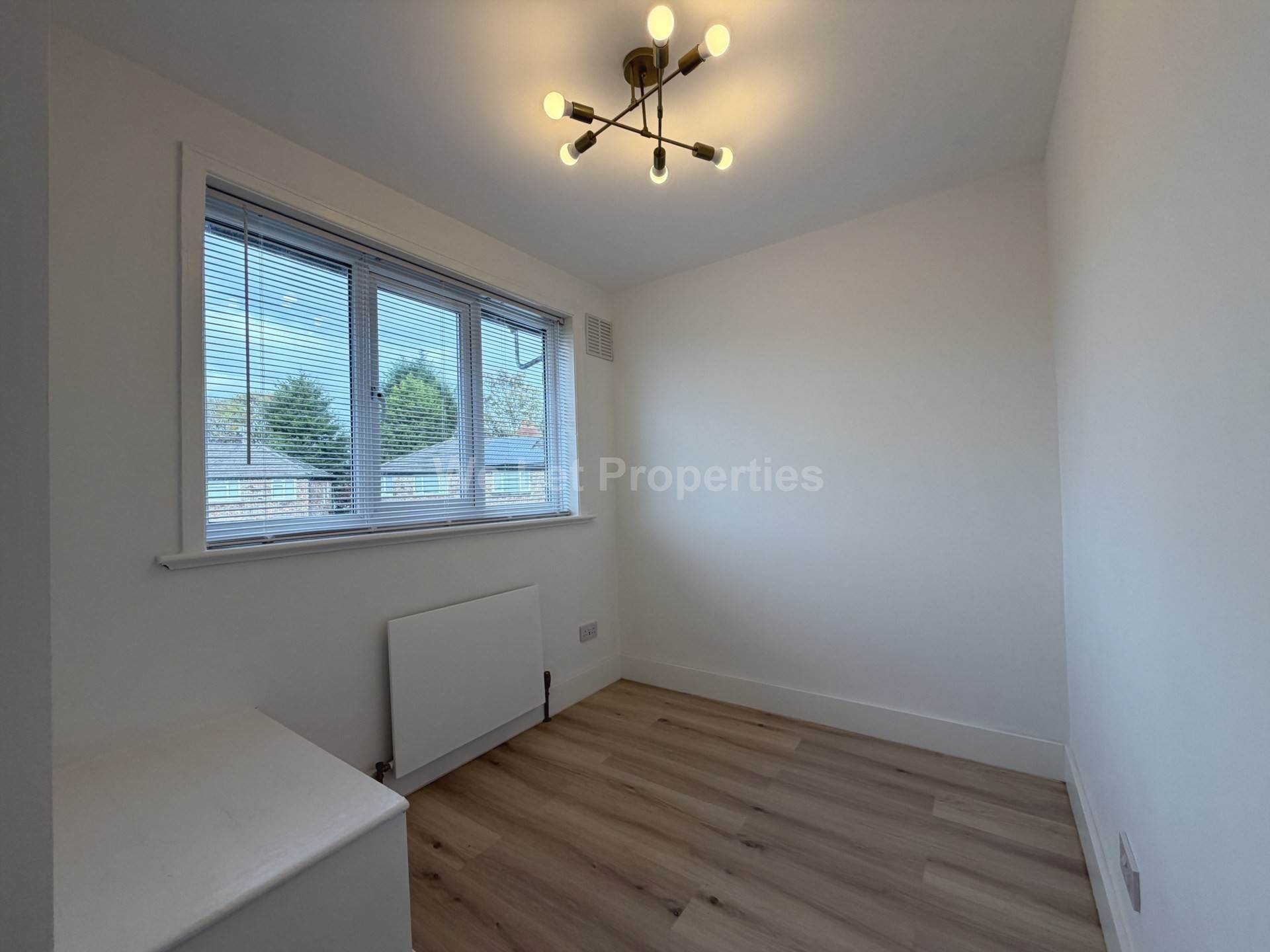 Foxwood Gardens, Burnage, Image 17