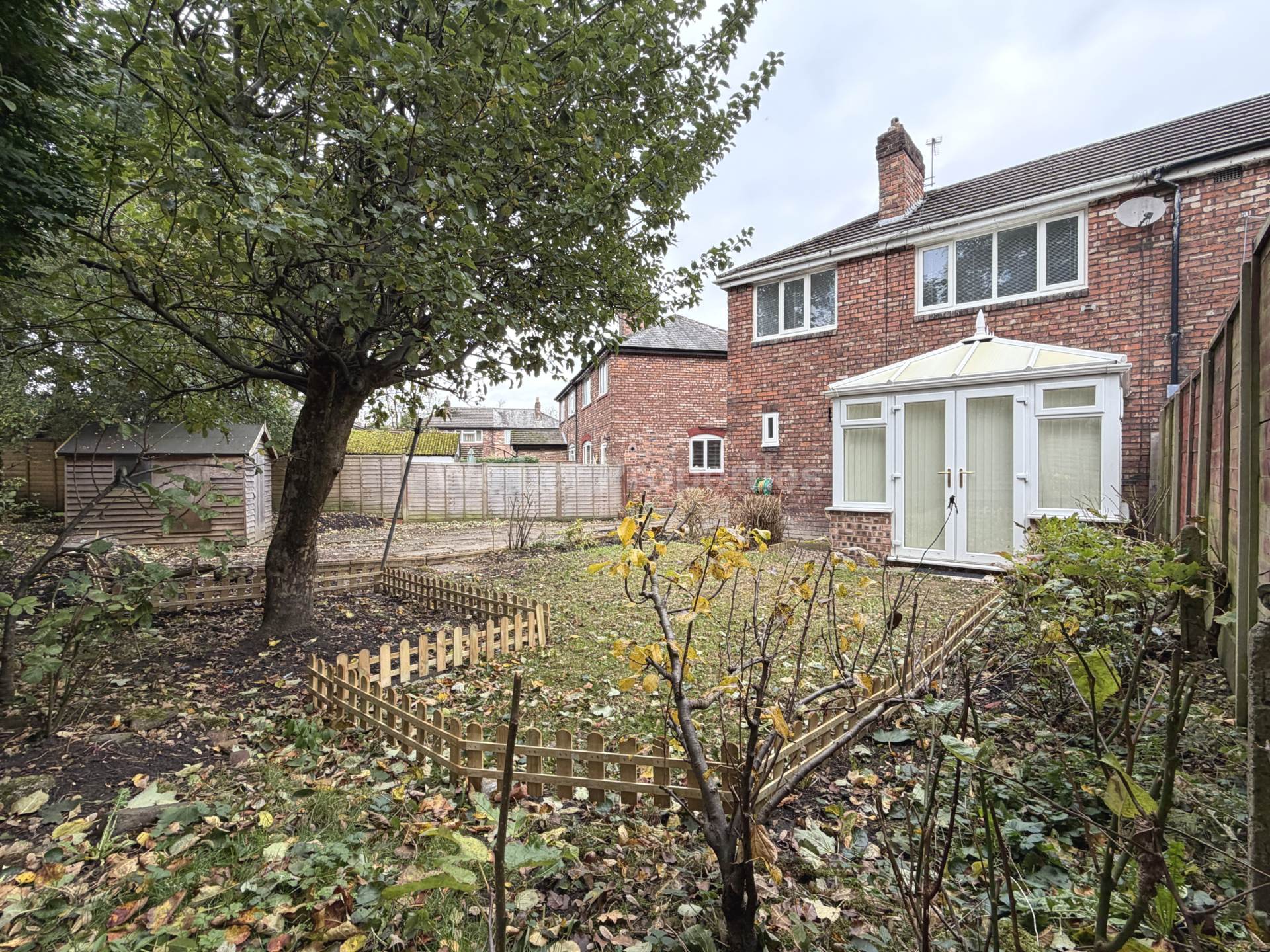Foxwood Gardens, Burnage, Image 21