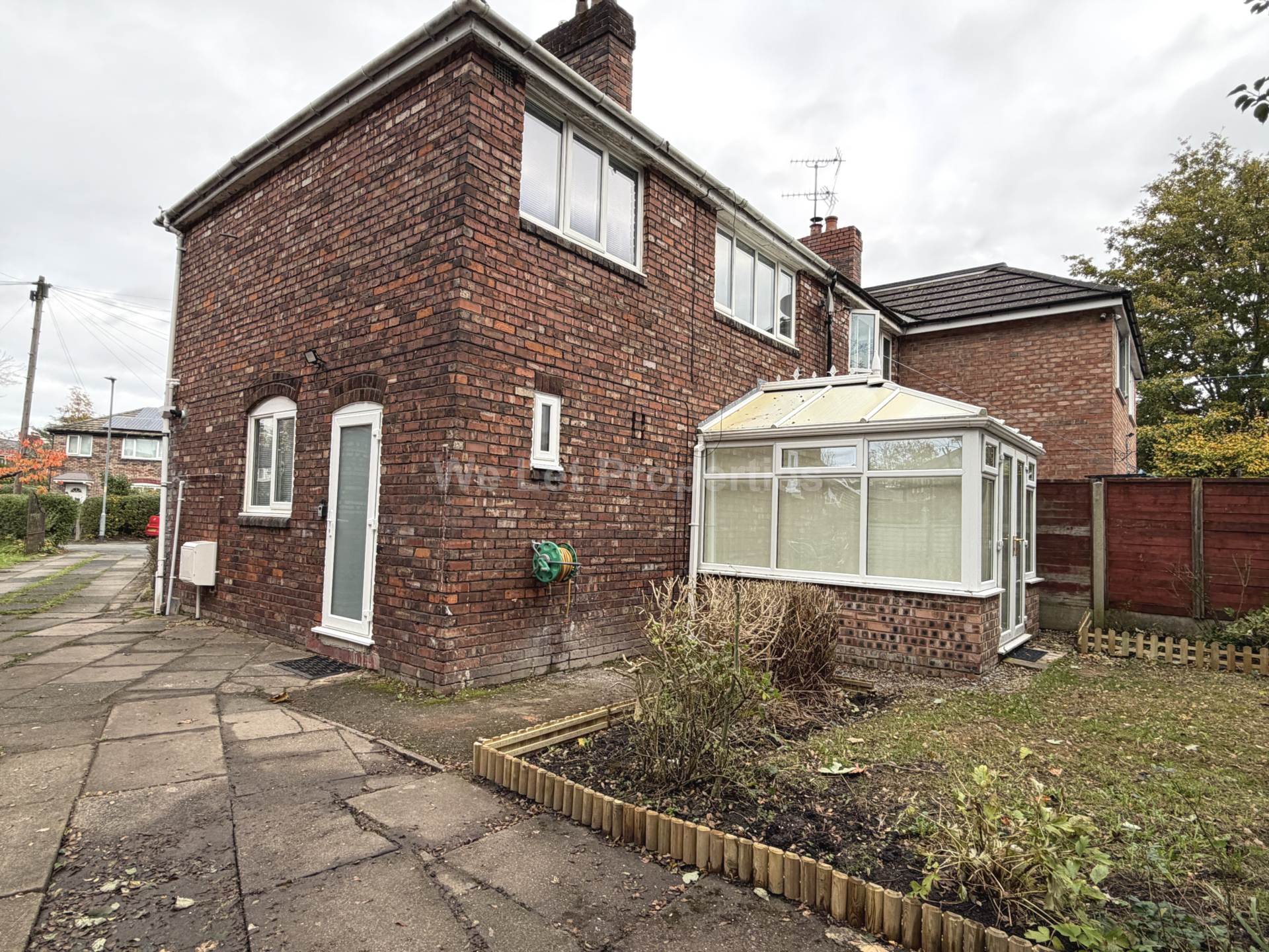 Foxwood Gardens, Burnage, Image 24
