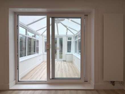Foxwood Gardens, Burnage, Image 10