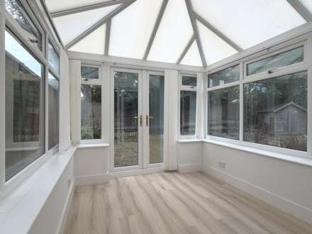 Foxwood Gardens, Burnage, Image 11