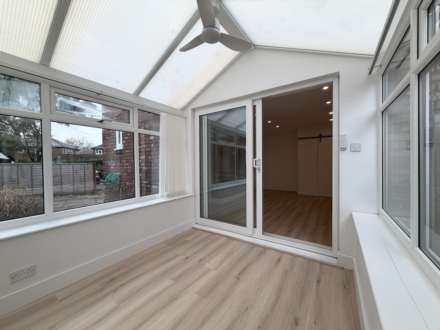 Foxwood Gardens, Burnage, Image 12