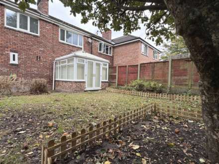 Foxwood Gardens, Burnage, Image 22