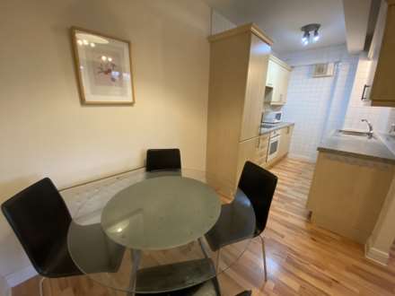 Tuscany House, Dickinson Street, Image 3