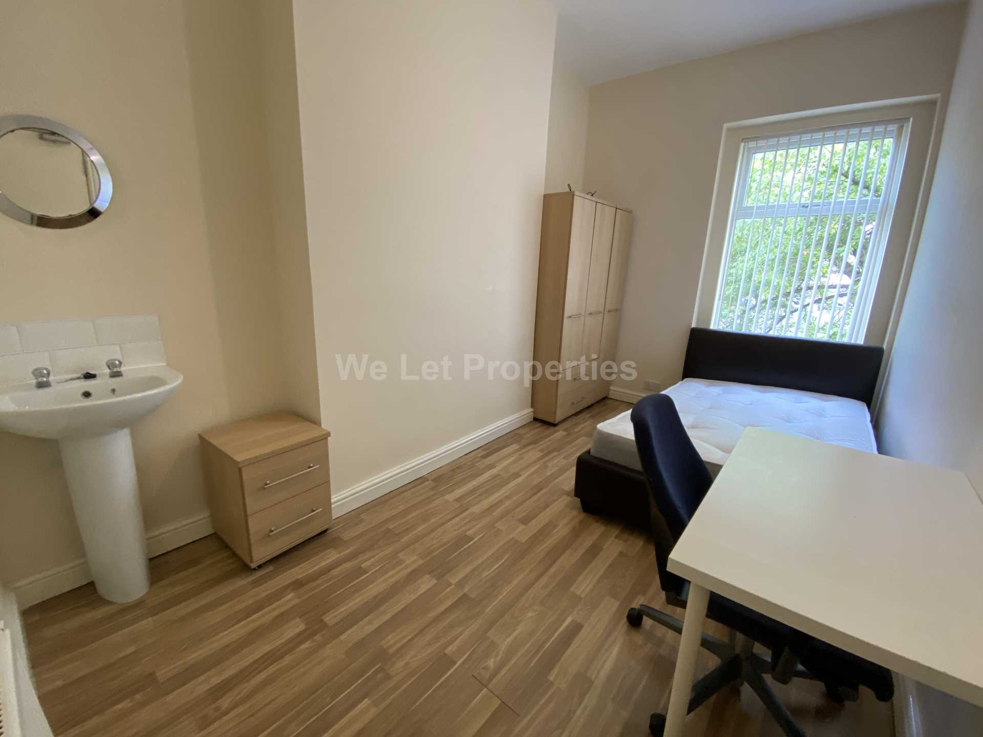 Fitzwarren Street, Salford, Image 8