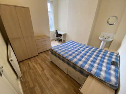 Fitzwarren Street, Salford, Image 5