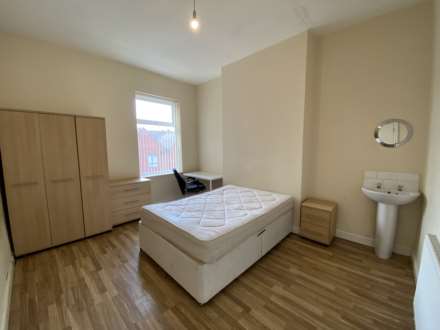 Fitzwarren Street, Salford, Image 9