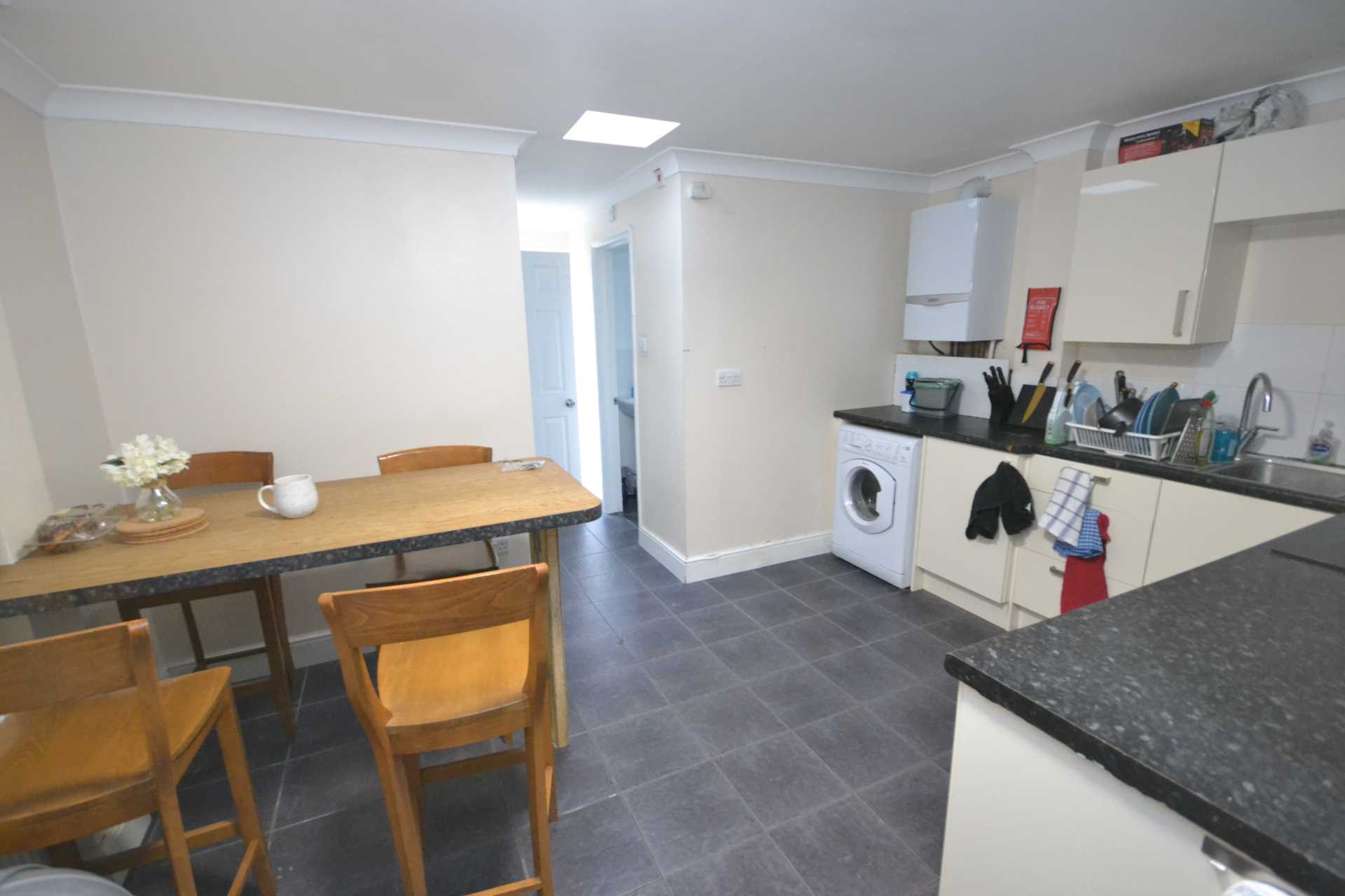 Blenheim Road, Reading, Image 1