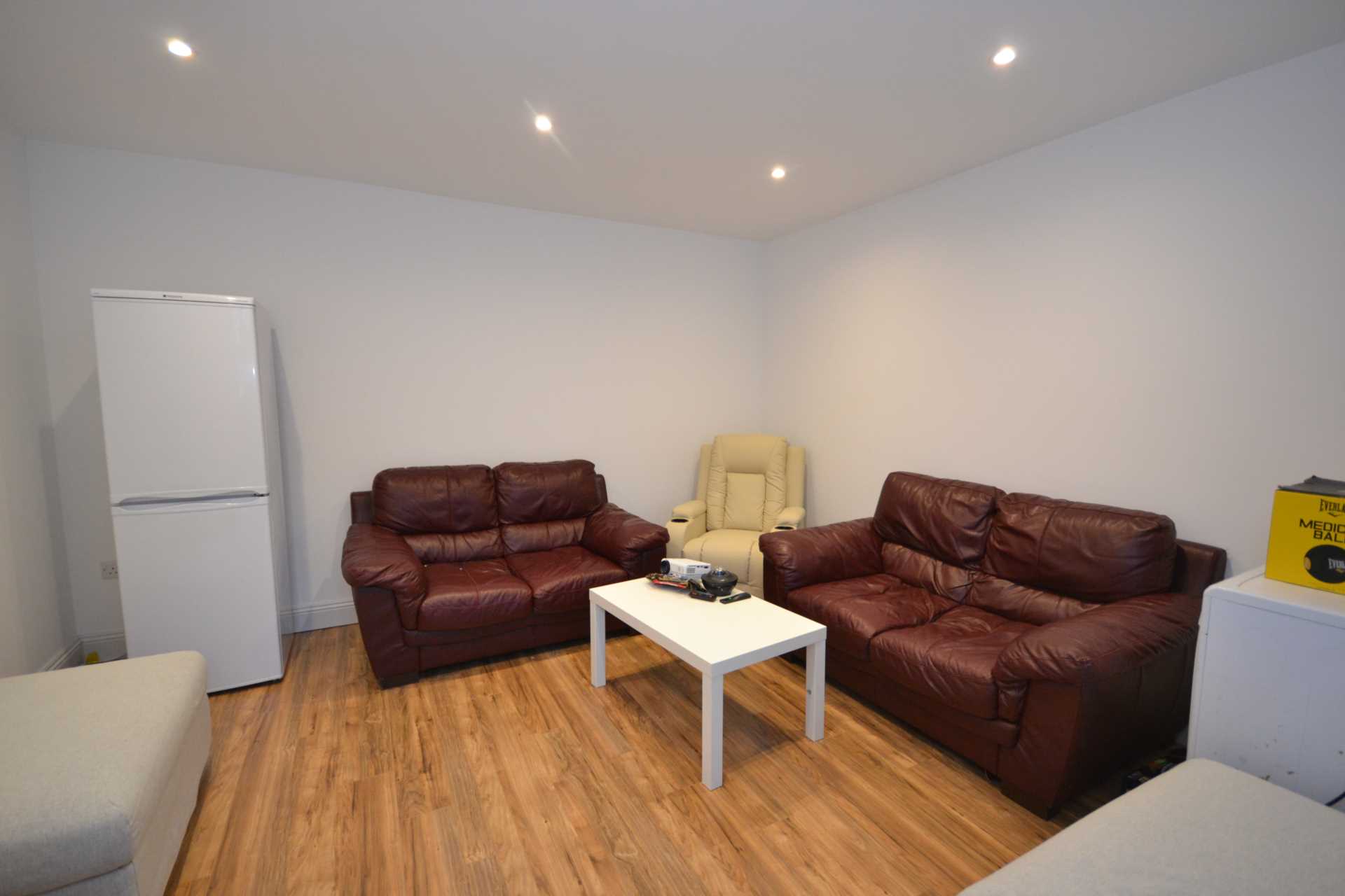 Blenheim Road, Reading, Image 2