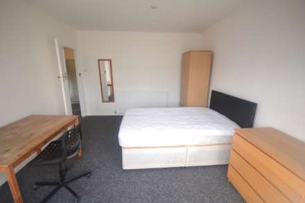 Culver Lane, Reading, Image 11
