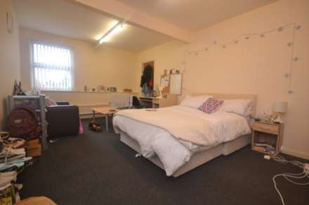 Wokingham Road, Reading, Image 3