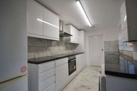 Blenheim Road, Reading, Image 1