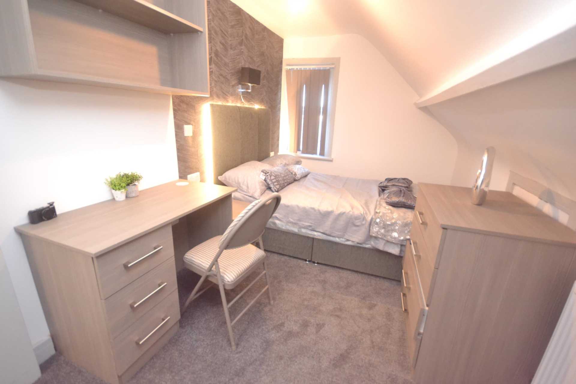 Denmark Road, Reading, Image 14