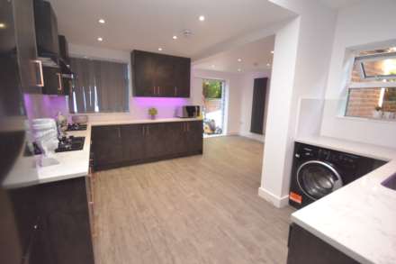 9 Bedroom Semi-Detached, Denmark Road, Reading