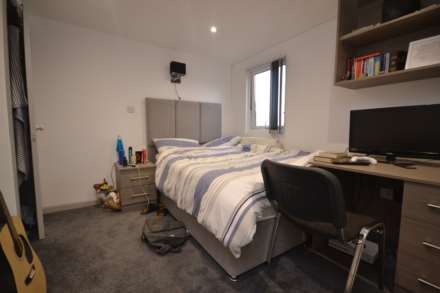 Blenheim Road, Reading, Image 4