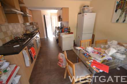 8 Bedroom Terrace, Donnington Road, Reading
