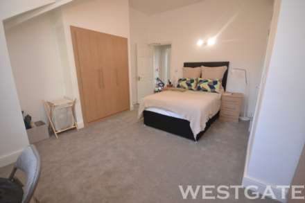 London Road, Reading, Image 6