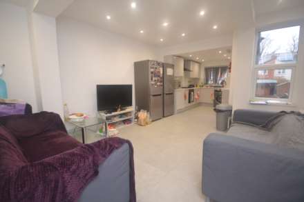 Grange Avenue, Reading, Image 2