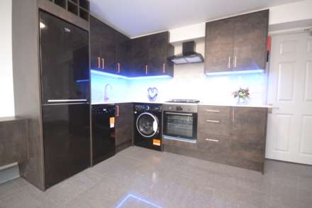 Wokingham Road, Reading, Image 2