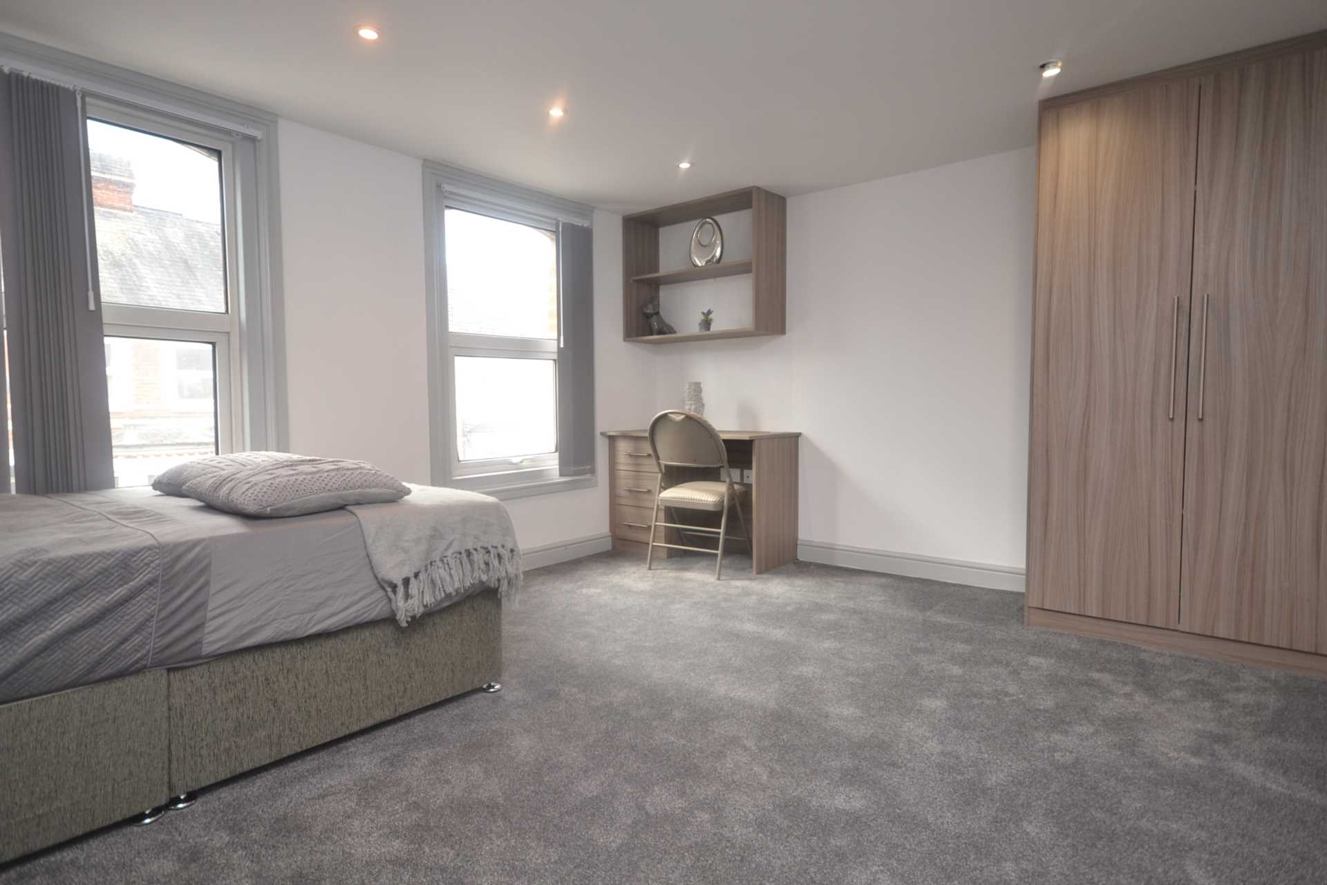 Donnington Road, Reading, Image 4