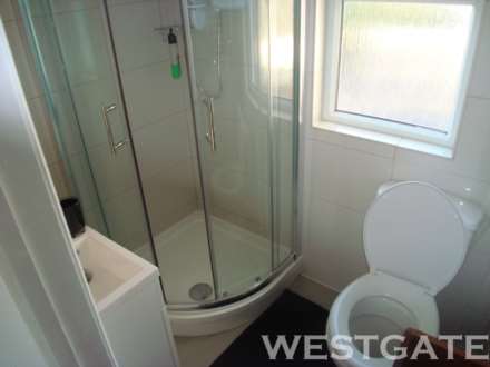 Carnarvon  Road, Reading, Image 13