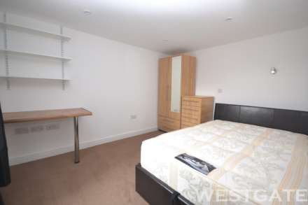 Carnarvon  Road, Reading, Image 6