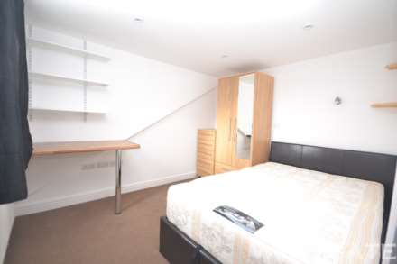 Carnarvon  Road, Reading, Image 8