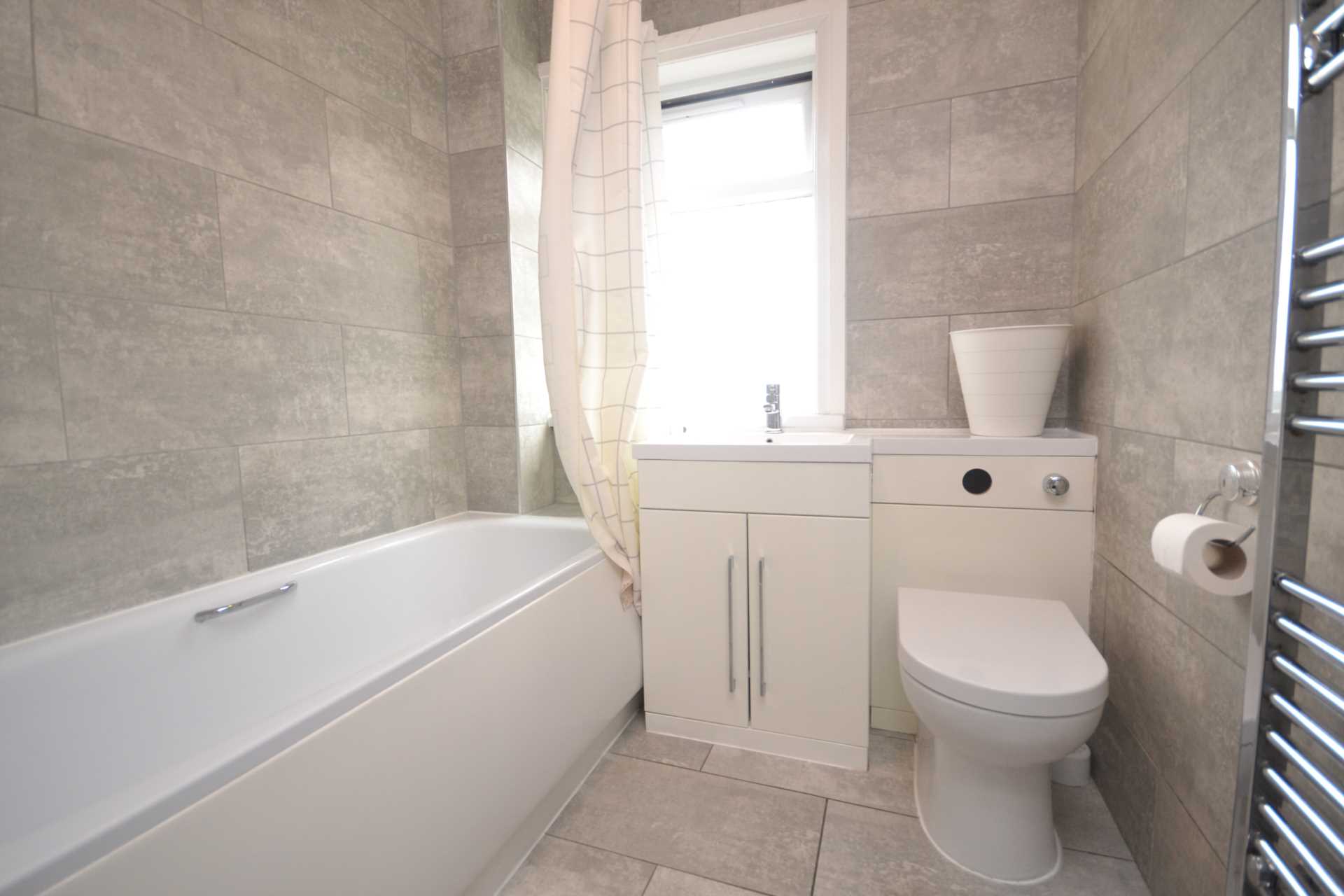 Spring Terrace, Reading, Image 10