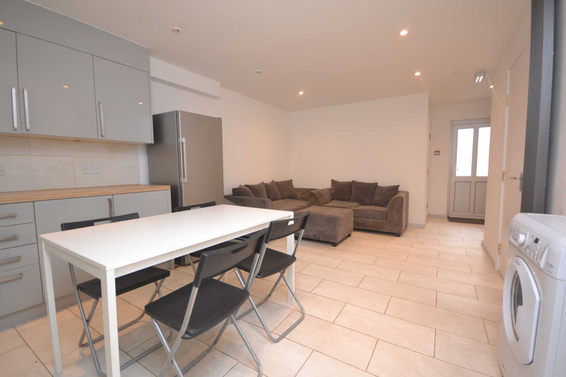 Spring Terrace, Reading, Image 2