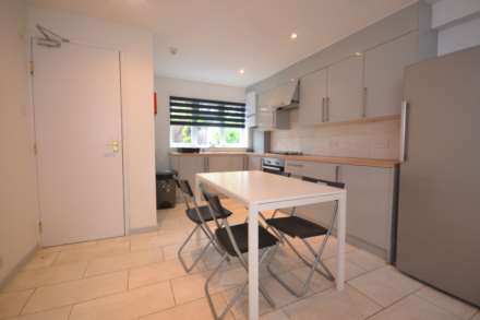 Spring Terrace, Reading, Image 3