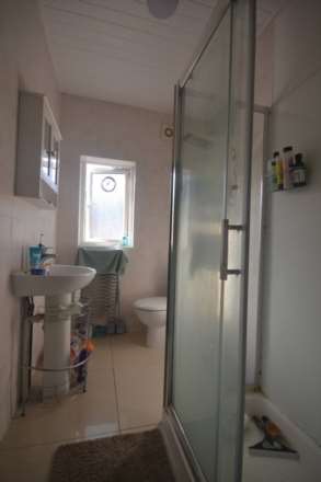 Blenheim Road, Reading, Image 10