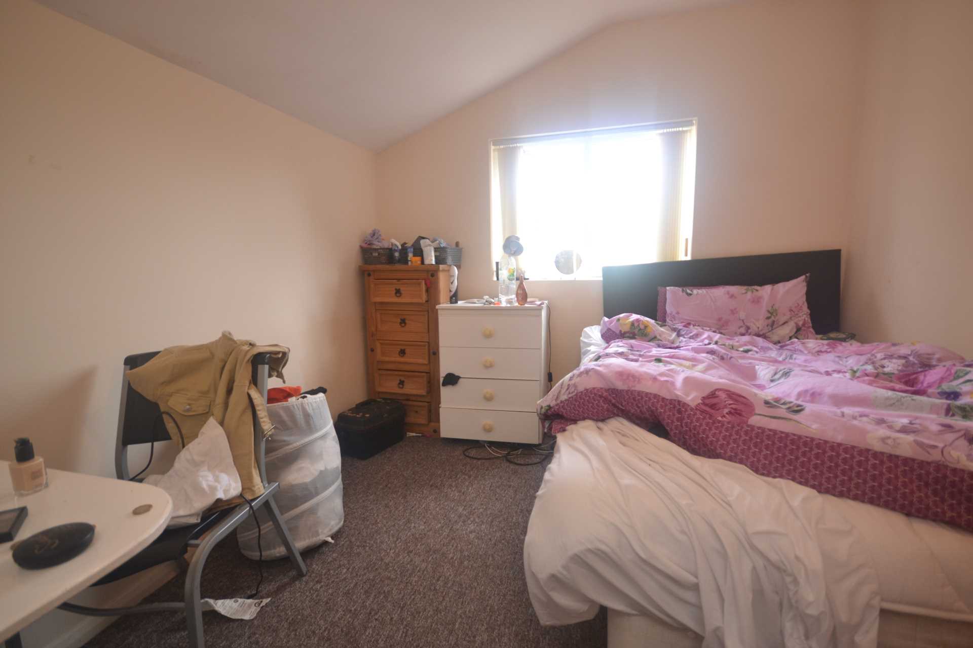 Donnington Gardens, Reading, Image 5