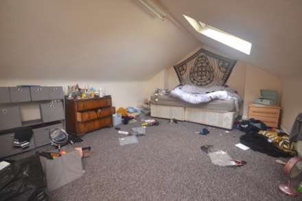 Donnington Gardens, Reading, Image 8