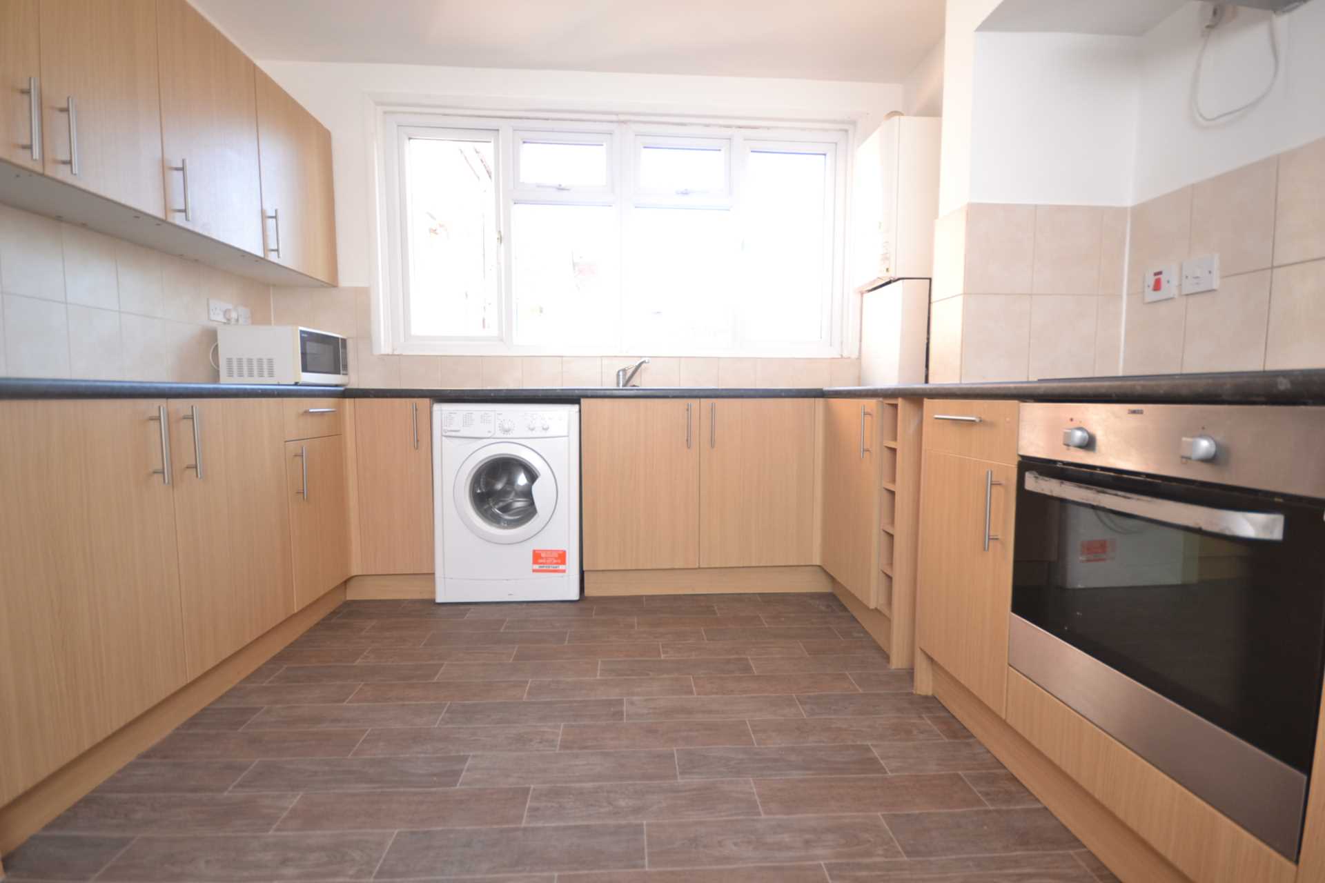 Erleigh Road, Reading, Image 2