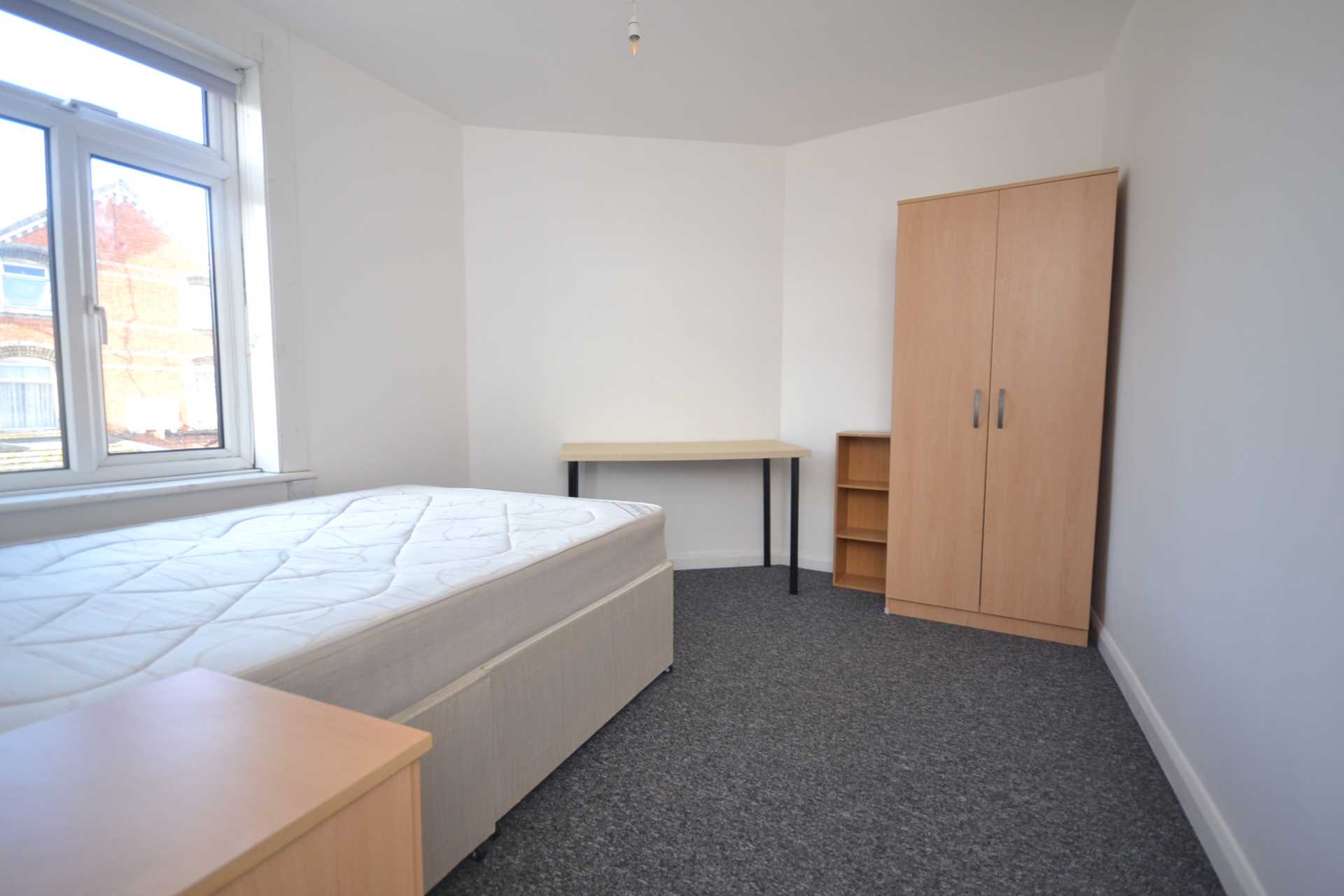 Erleigh Road, Reading, Image 6