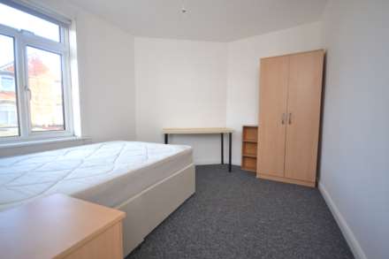 Erleigh Road, Reading, Image 6