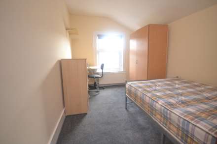 Donnington Road, Reading, Image 10