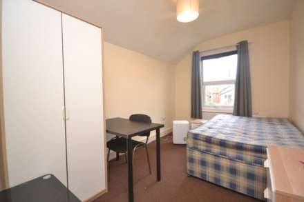 Grange Avenue, Reading, Image 4