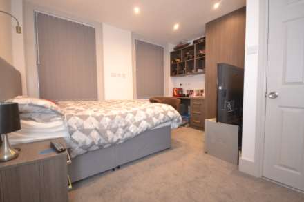 Kings Road, Reading, Image 7