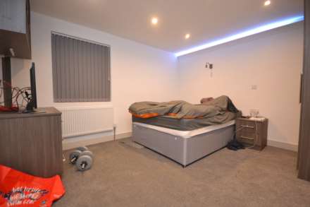 Kings Road, Reading, Image 8