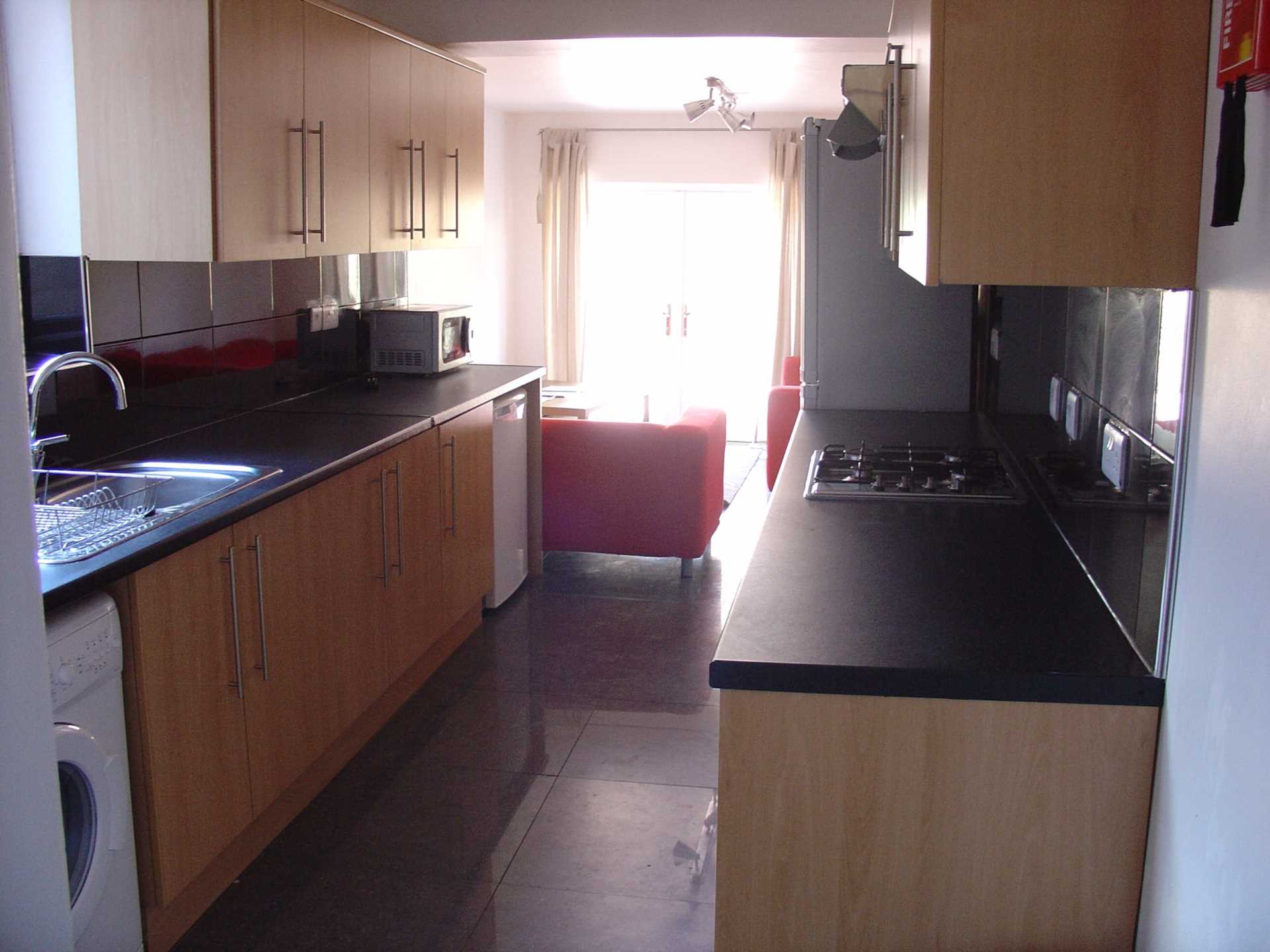 Basingstoke Road, Reading, Image 1