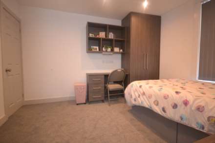 Southampton Street, Reading, Image 12